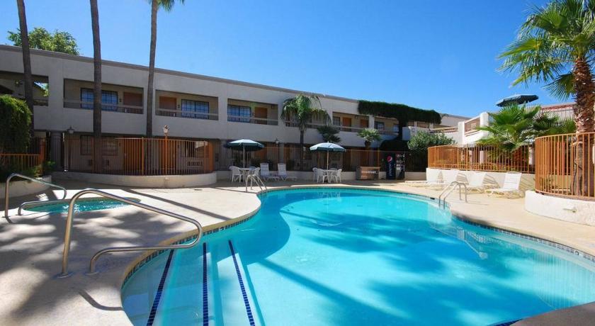 Ramada Tucson East Hotell Eksteriør bilde